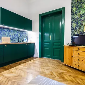 Tyzenhauz Lobzowska Street Cracovia