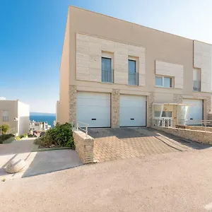 Comfort Luxe Adriatic View & Jacuzzi Znjan Beach Appartement Split
