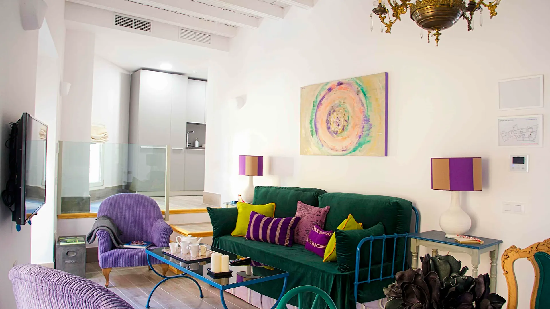 Overland Suites Catedral Seville