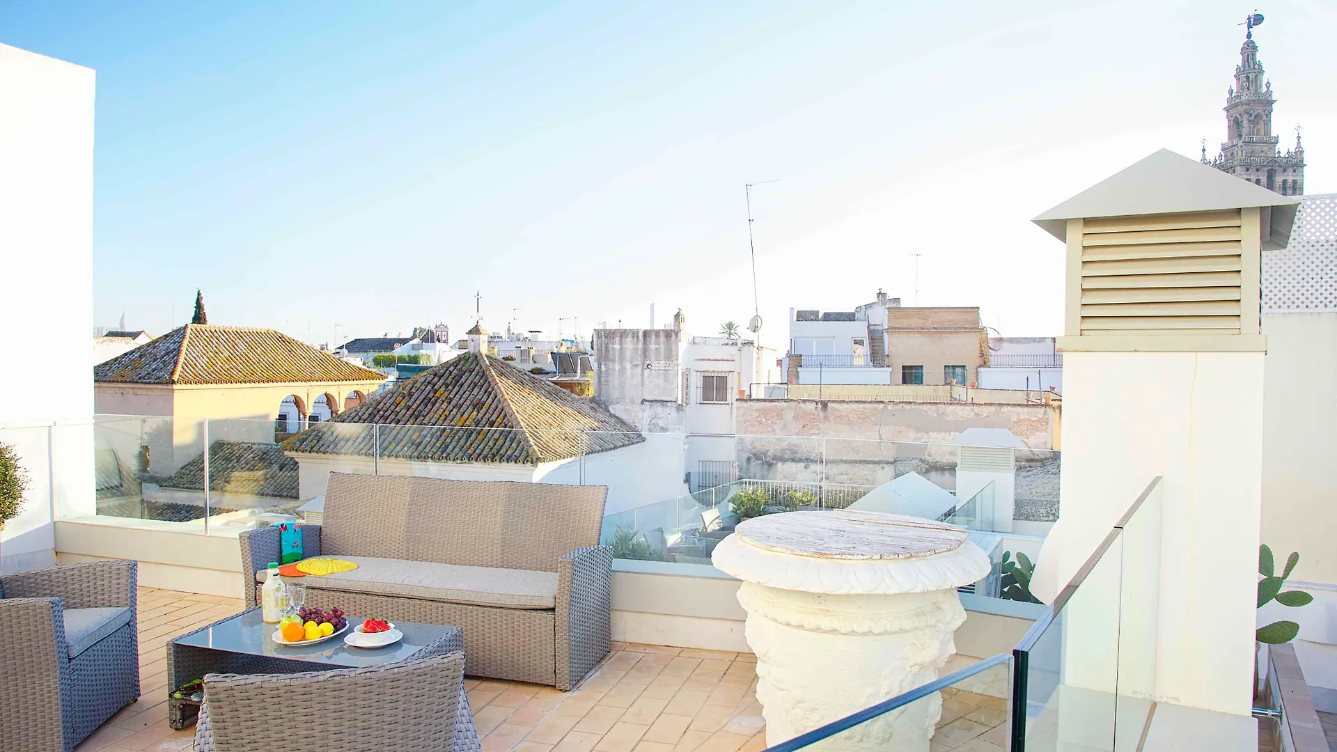 Overland Suites Catedral Seville Apartment