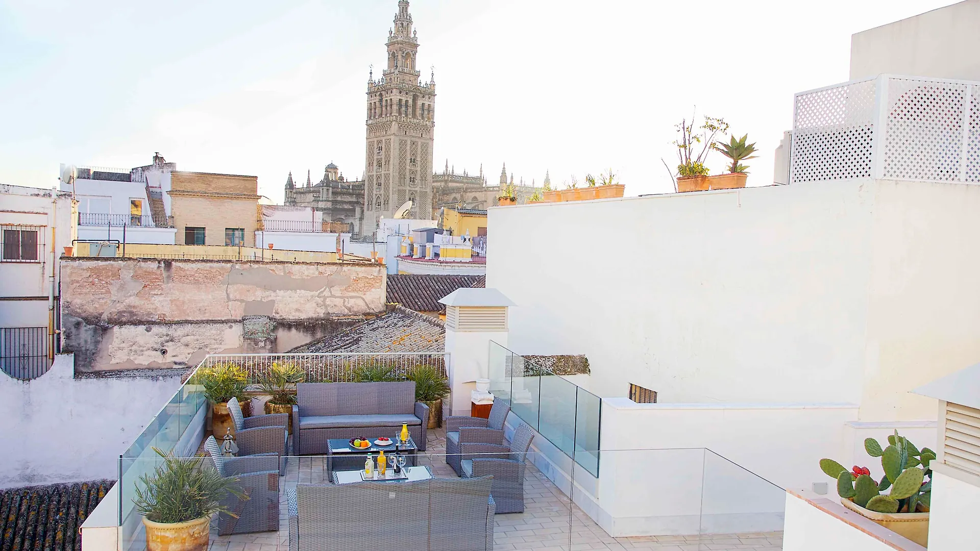 Apartment Overland Suites Catedral Seville