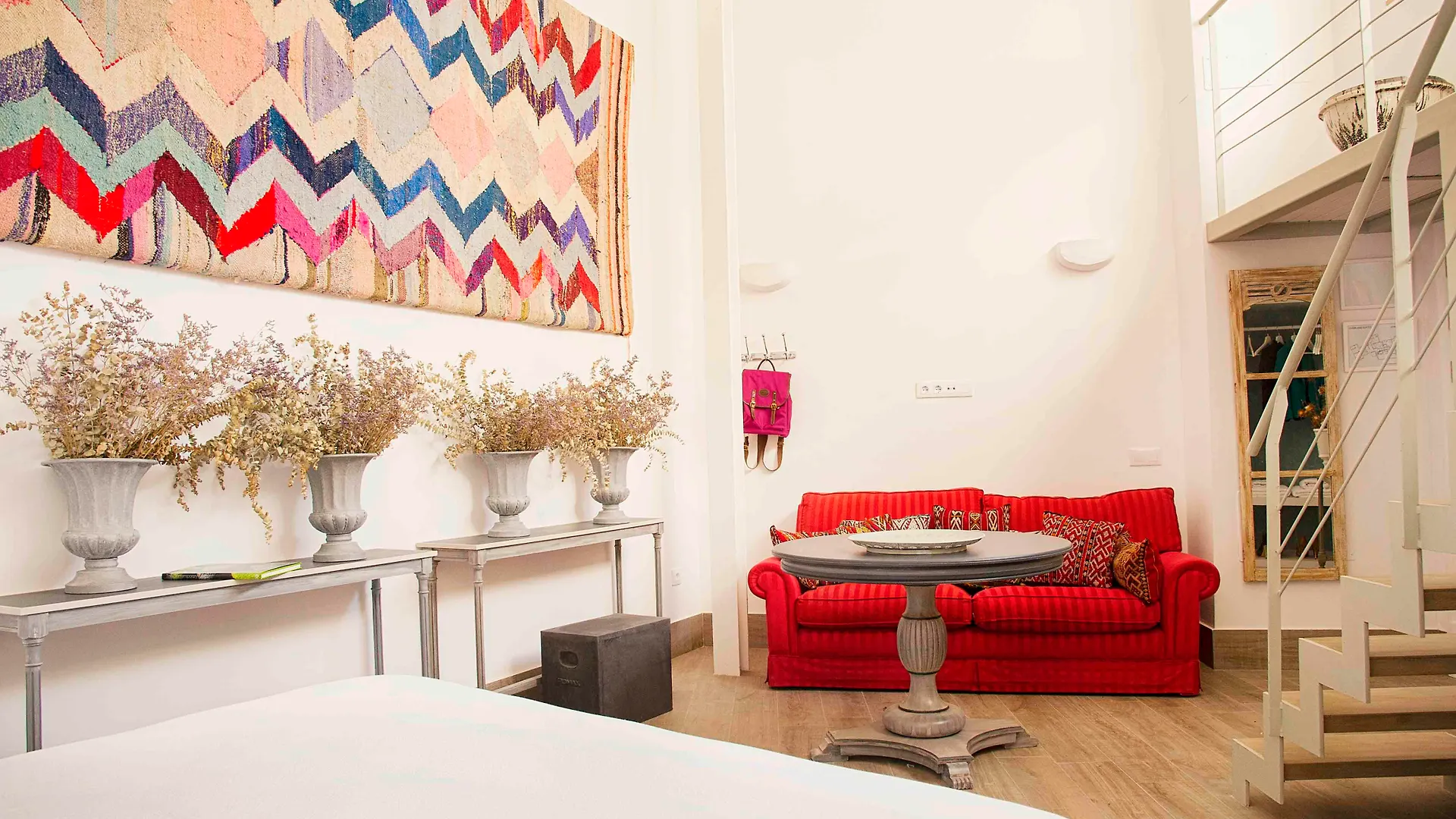 Overland Suites Catedral Seville Apartment