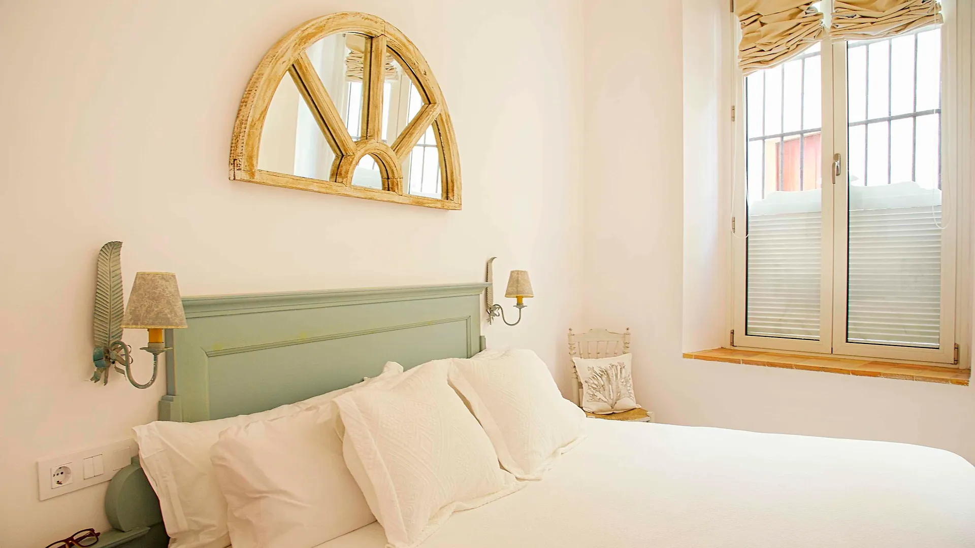 Overland Suites Catedral Seville Spain