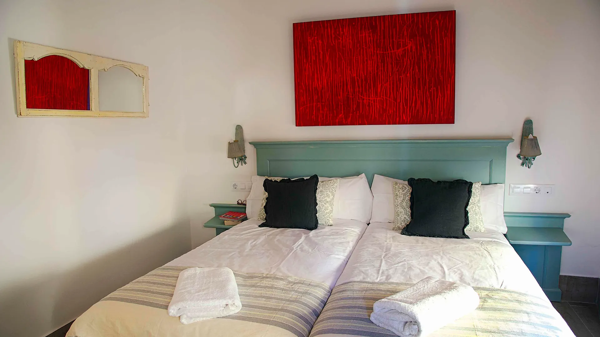 Overland Suites Catedral Seville Apartment